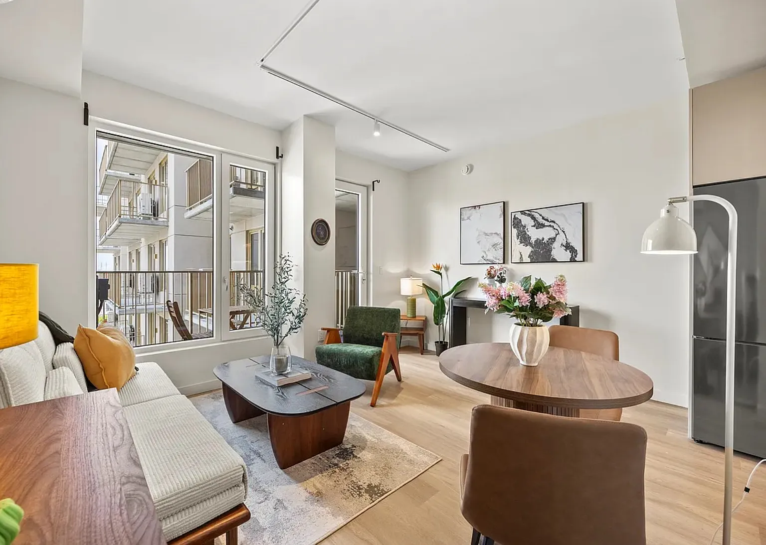 16 West Street — Photo 3