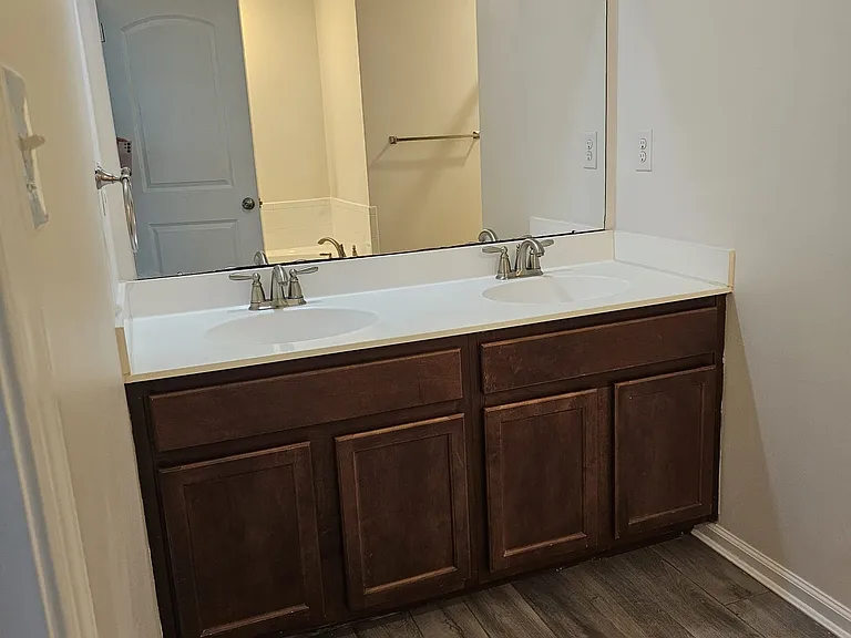 792 Jacobsen Cir #792 — Photo 13