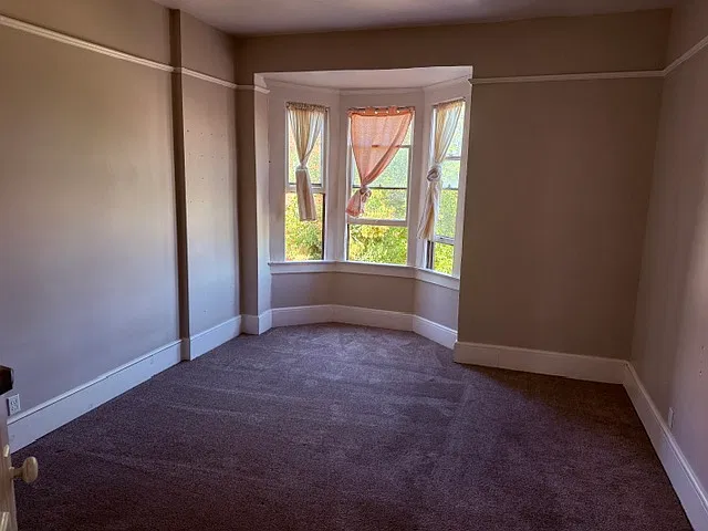 4 bed, 1.5 bath, 2000 sqft, $1,885 — Photo 3