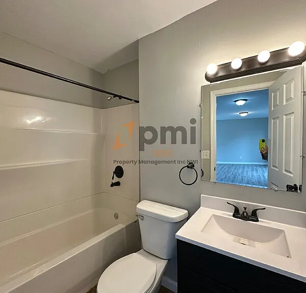 12910 Cline Ave #C — Photo 8