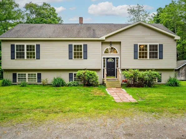 675 Hampden Road, Carmel, ME 04419