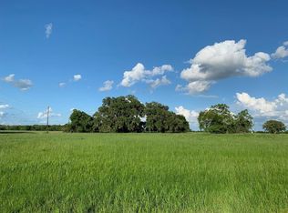 801 Wagon Wheel Trl, Angleton, TX 77515