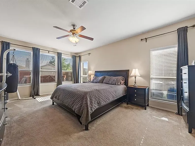 1701 Twin Hills Way — Photo 15