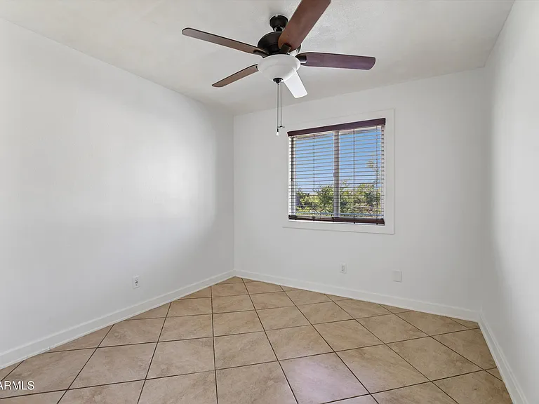 7126 N 19th Ave #192 — Photo 33