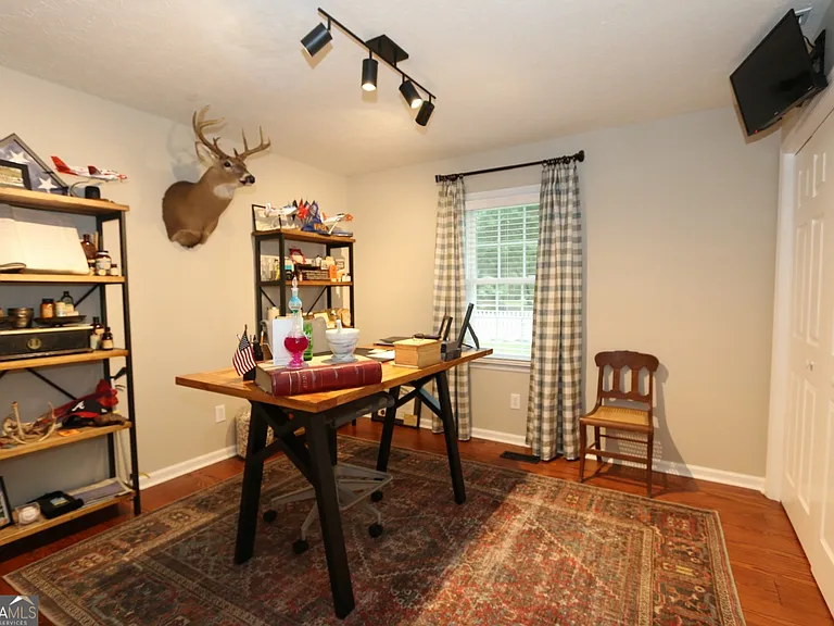 1001 Brownwood Rd — Photo 14