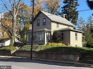 1217 N West St, Carlisle, PA