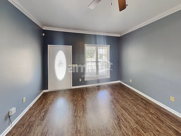 104 Cascade Ln — Photo 5