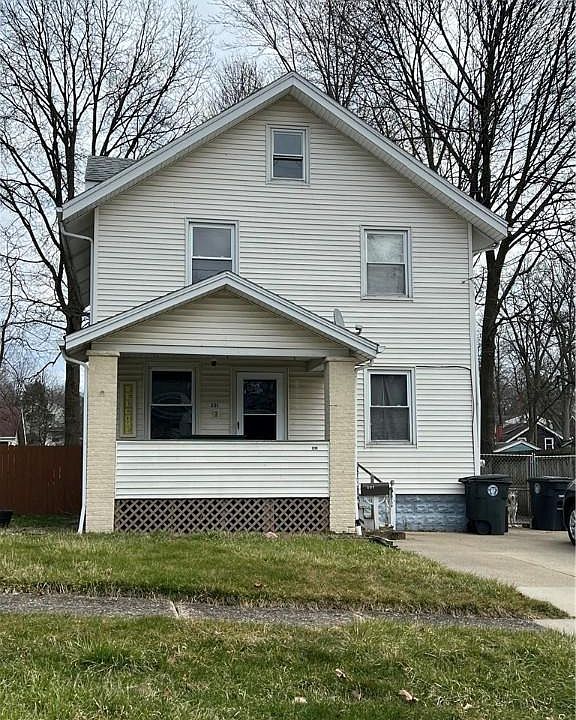 1st image of 301 Watson St