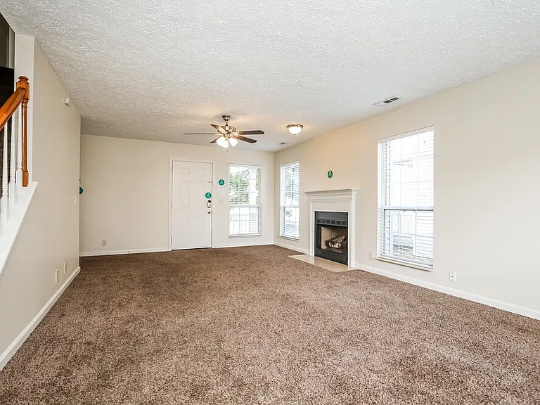 3508 Glenfalls Dr — Photo 5