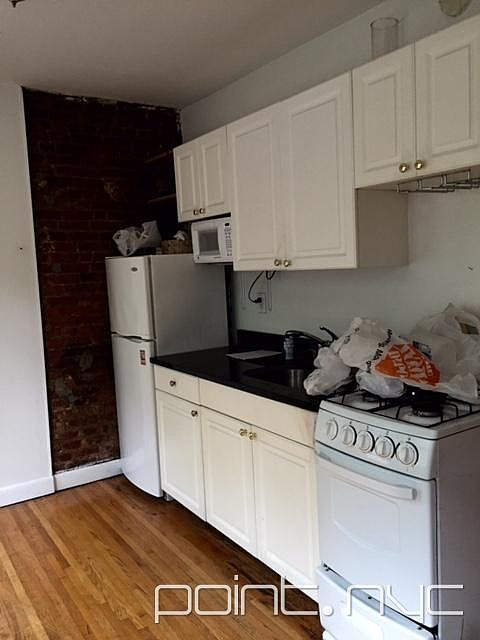2nd image of 24 E 97th St APT 1