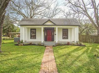 1212 E Travis St, Luling, TX 78648