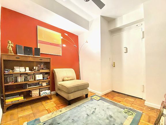 2nd image of 333 E 46th St APT 1J