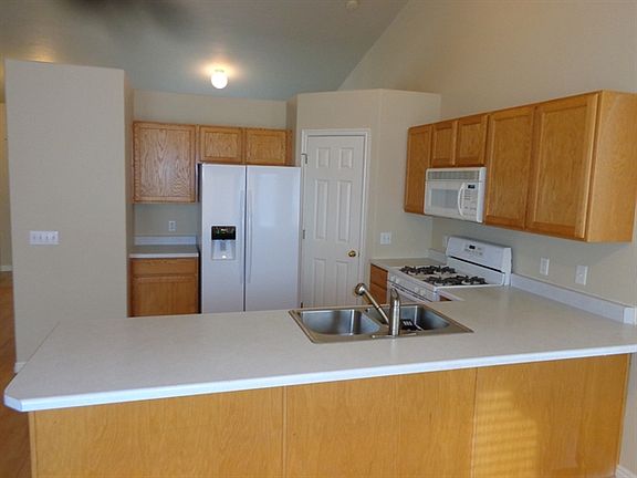 3rd image of 6115 W Cherry Springs Ct