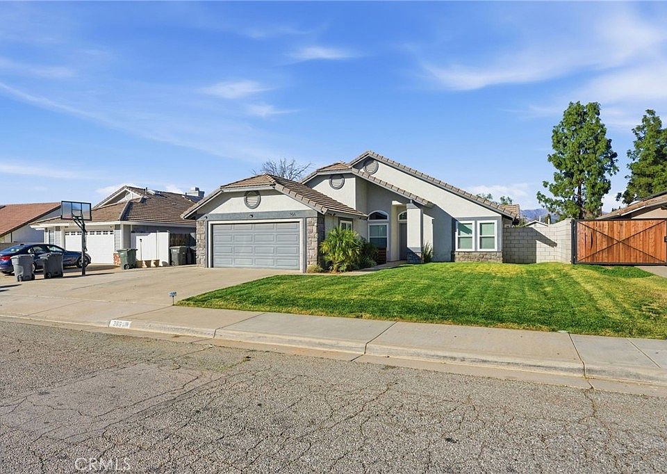 1st image of 366 Flordason Dr