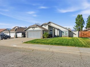 366 Flordason Dr, Calimesa, CA 92320