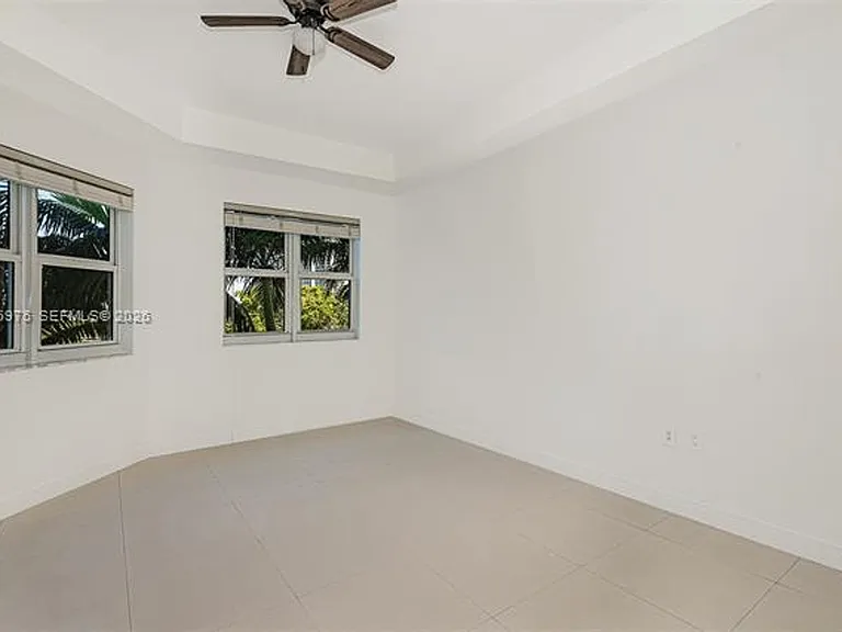 20000 Country Club Dr #412 — Photo 13