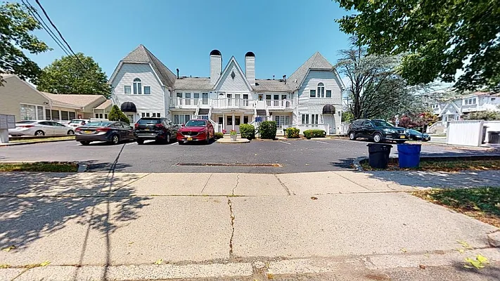 Sold by Ben Bay Realty Company of Ave U | media 21