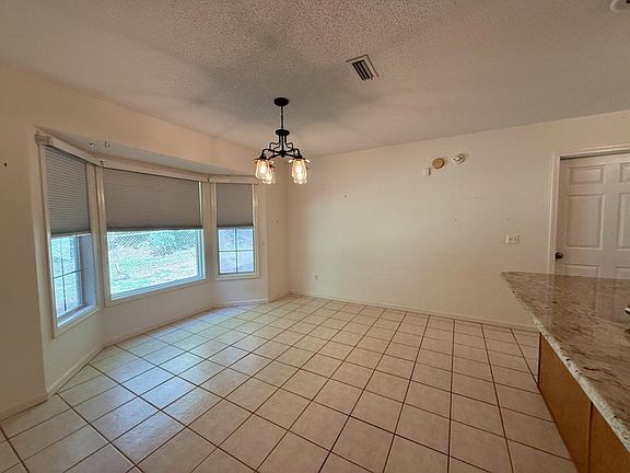 5th image of 206 Myrick Dr