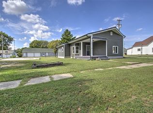 350 Main St, Westervelt, IL 62565