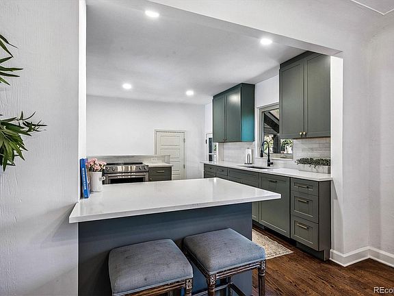 4th image of 1585 Krameria Street