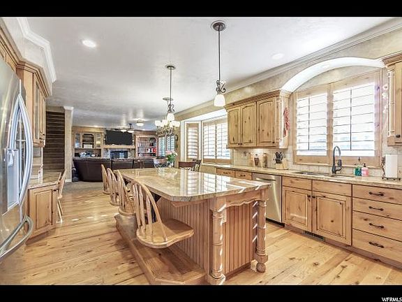 4th image of 10928 S Prescott Dr