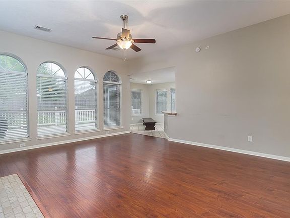 5th image of 120 Barbetta Ct