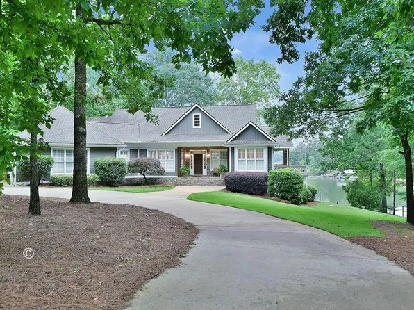 196 Odom Dr, Hamilton, GA 31811