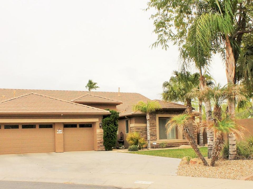 1st image of 2484 E La Costa Pl