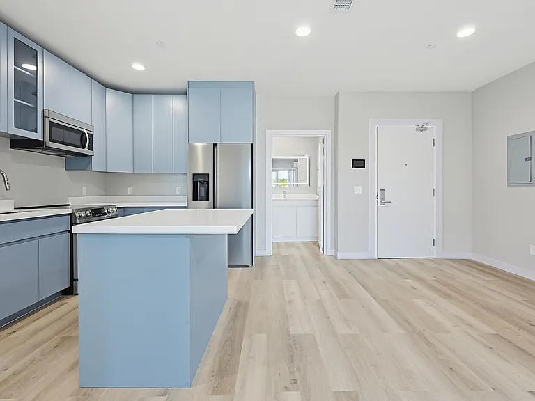 Taj Estates of Franklin II — Photo 142