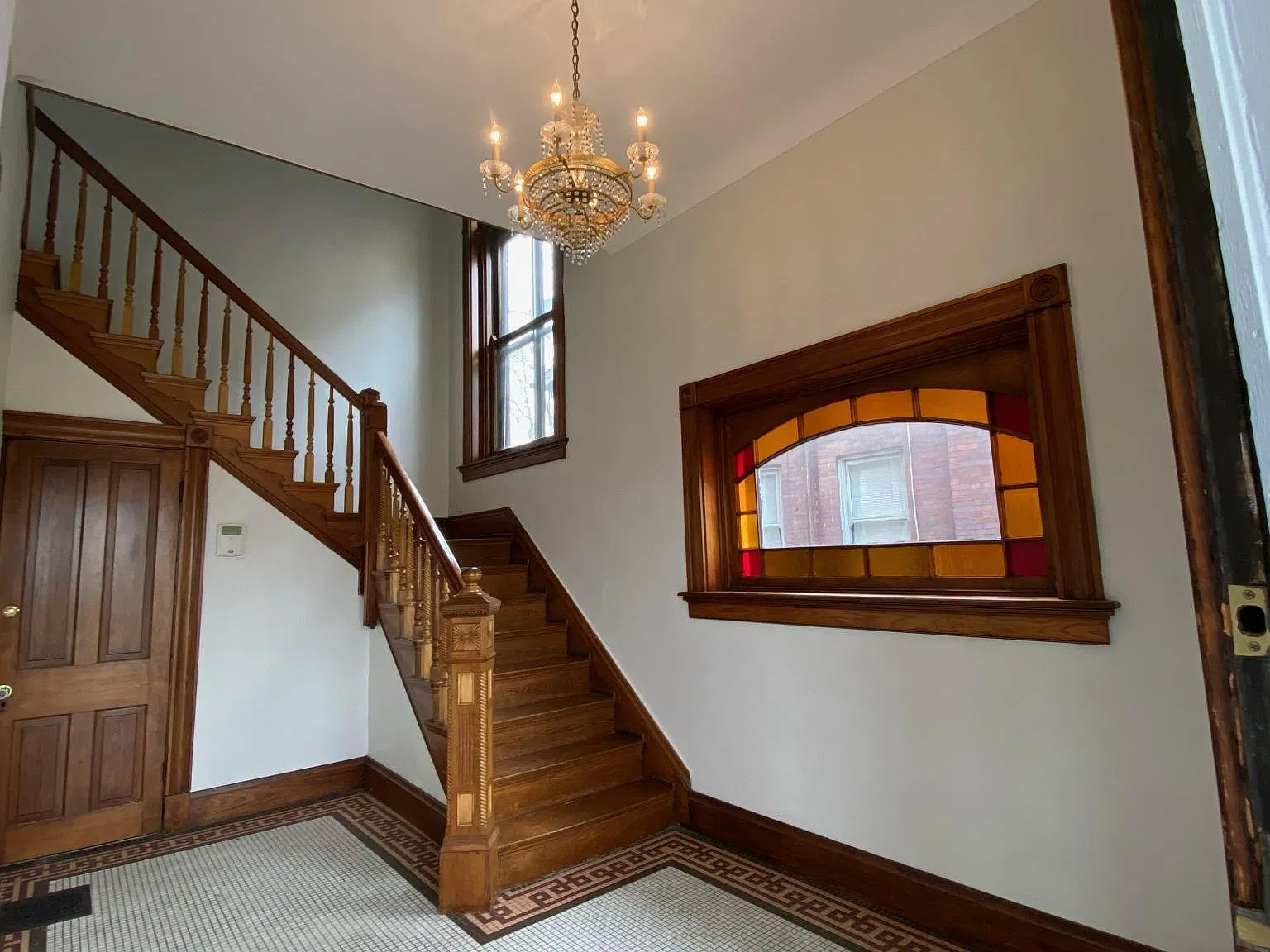 3 bed, 2164 sqft, $1,825 — Photo 4