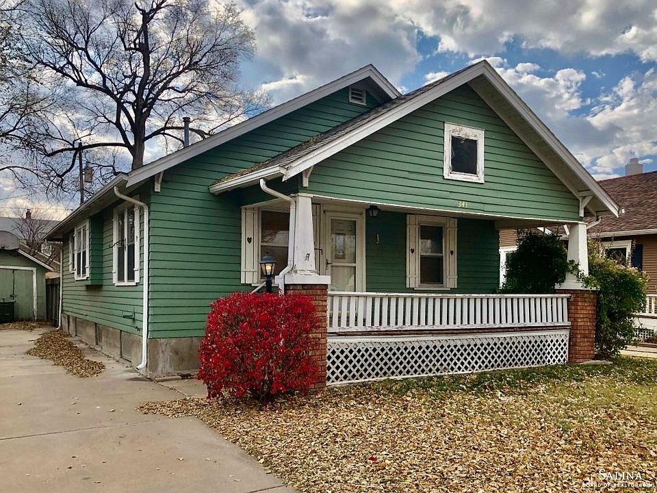 1st image of 341 W Beloit Ave