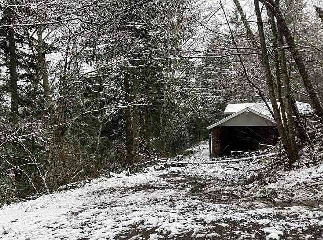 2nd image of 22510 NE Alder Falls Rd