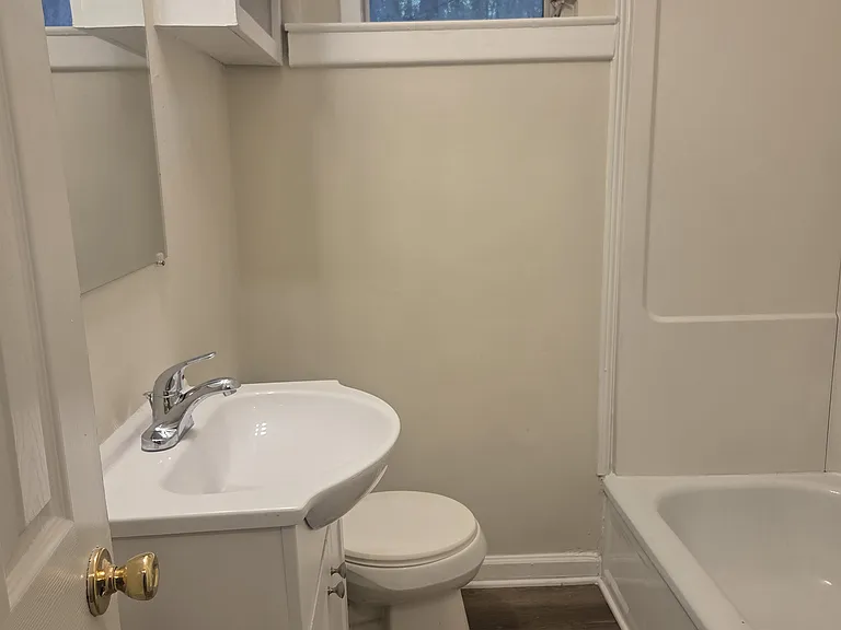 1 Woodmont Ln — Photo 7