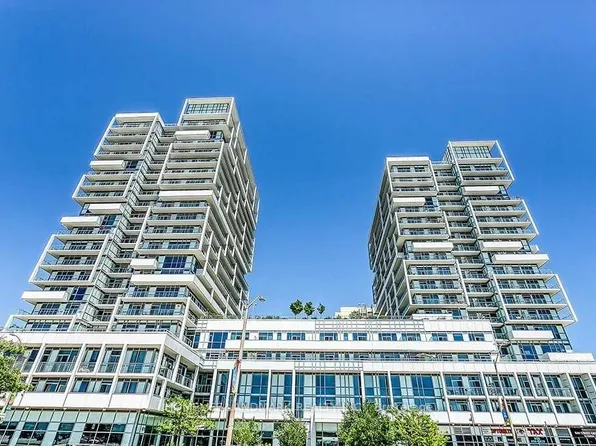 55 Speers Rd #205, Oakville, ON L6K 0H9