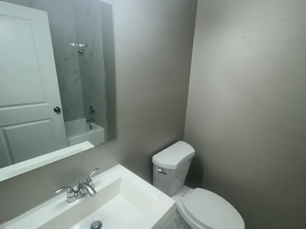 8308 Porche Dr #303, Fort Worth, TX 76116