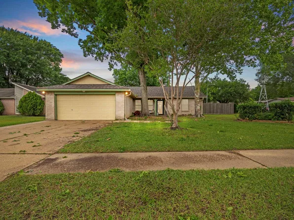 10502 Crescent Moon Dr, Houston, TX 77064