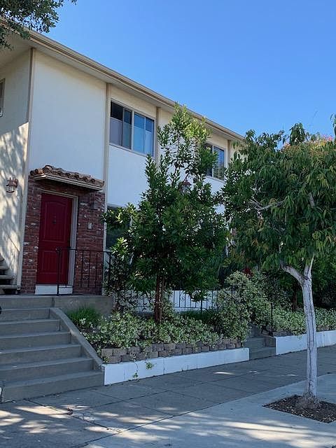 PROPERTY STREET VIEW - Available Unit is in back of property/upstairs