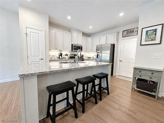 5th image of 7310 Hillshire Dr