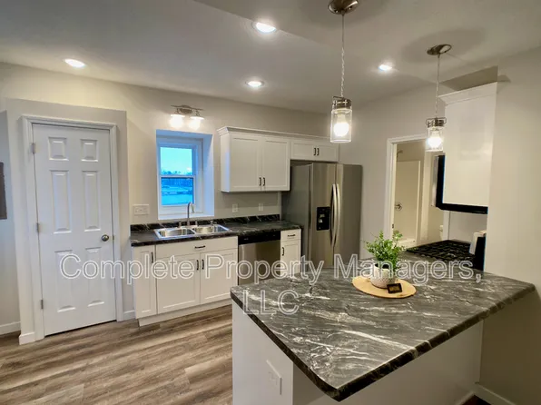 107 Main St E, Clarks Grove, MN