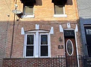 2111 Pierce St, Philadelphia, PA 19145
