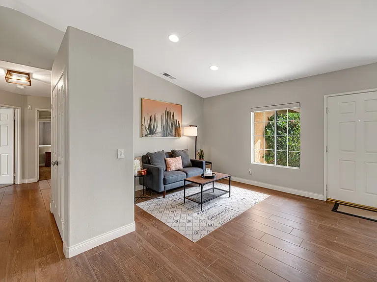 45740 Coldbrook Ln — Photo 13
