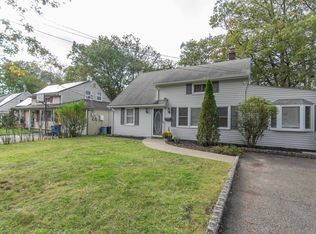 28 Hunterdon Rd, West Orange, NJ 07052