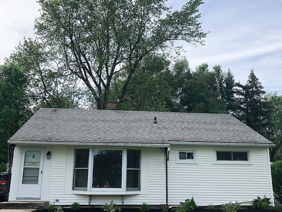 1st image of 130 Lorfield Dr