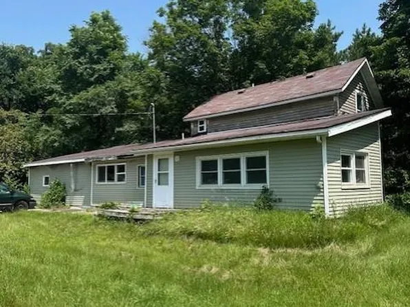 706 5th St SW, Pine Island, MN 55963