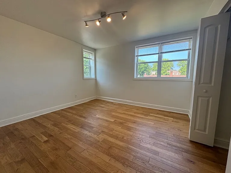7528 Penn Avenue — Photo 14