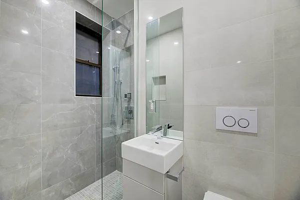 Rented by REAL New York | media 12