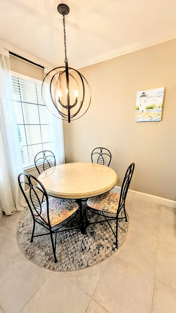 Short term turnkey furnished Incredible 2/2 with den ground floor condo in resort Esplanade Lakew... — Photo 4