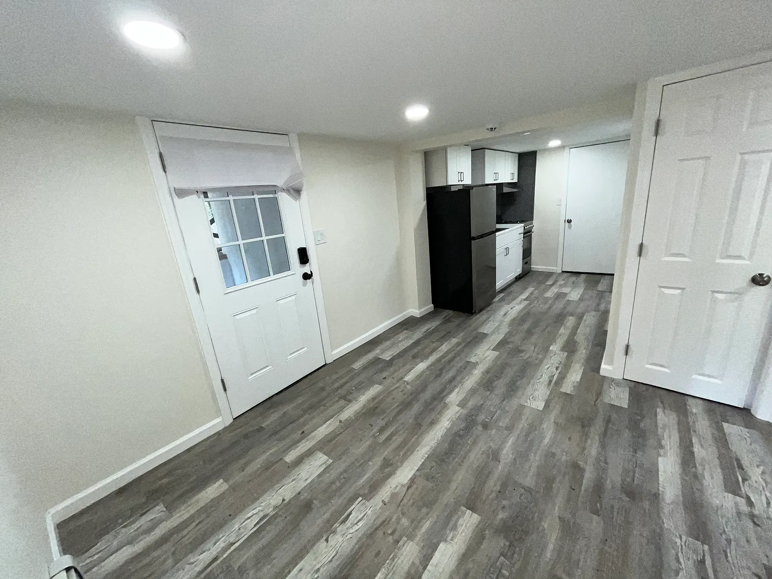 Overhill Rd, Rocky Point — Photo 2