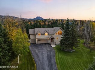 6460 Limestone Cir, Anchorage, AK 99507