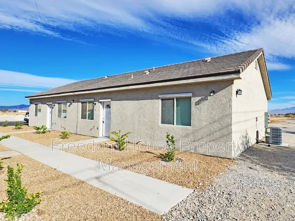 1111 Sixshooter Ave #2B, Pahrump, NV 89048